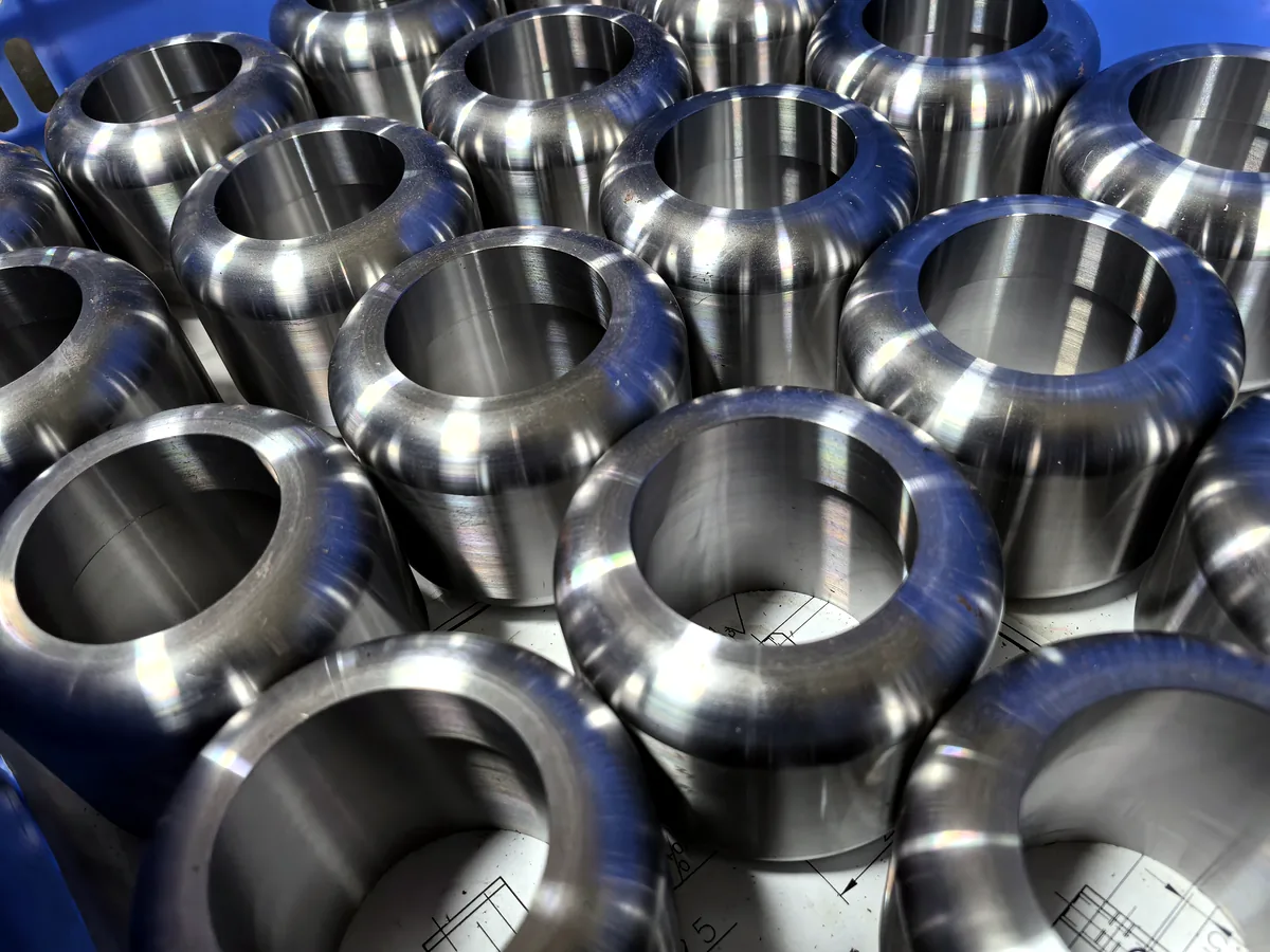 Batch of machined stainless steel components